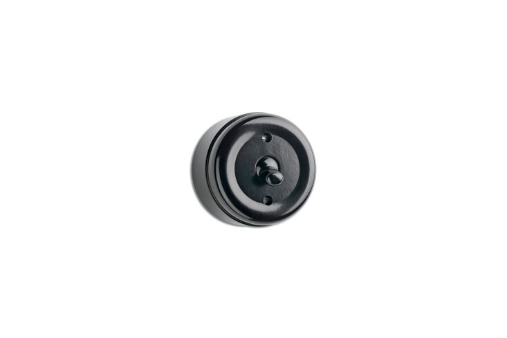 the hyggfabriken stombrytare trapp vipp, a black porcelain switch, is 545 kr (\ 22