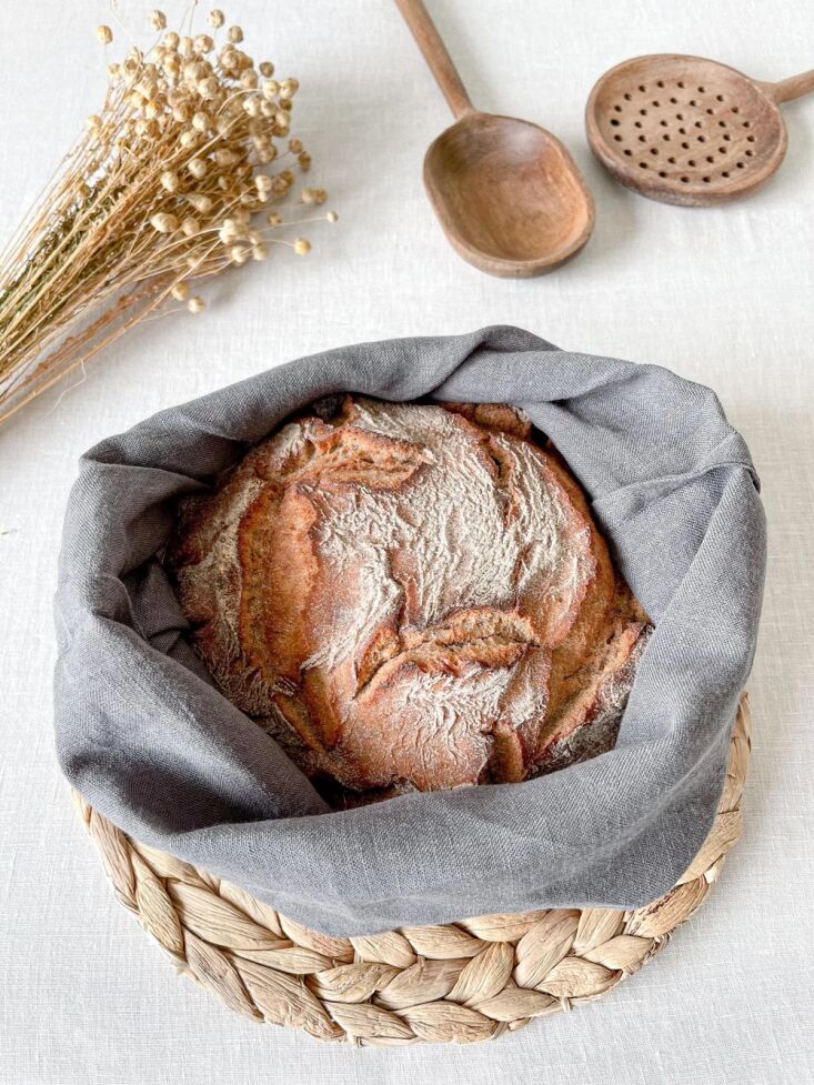 from linen notes, the linen bread bag is available in thirteen colorways and th 25