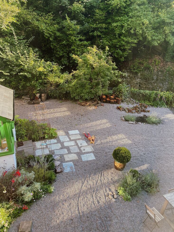 the view from upstairs. there\2\17;s a petanque court built by leo. 34