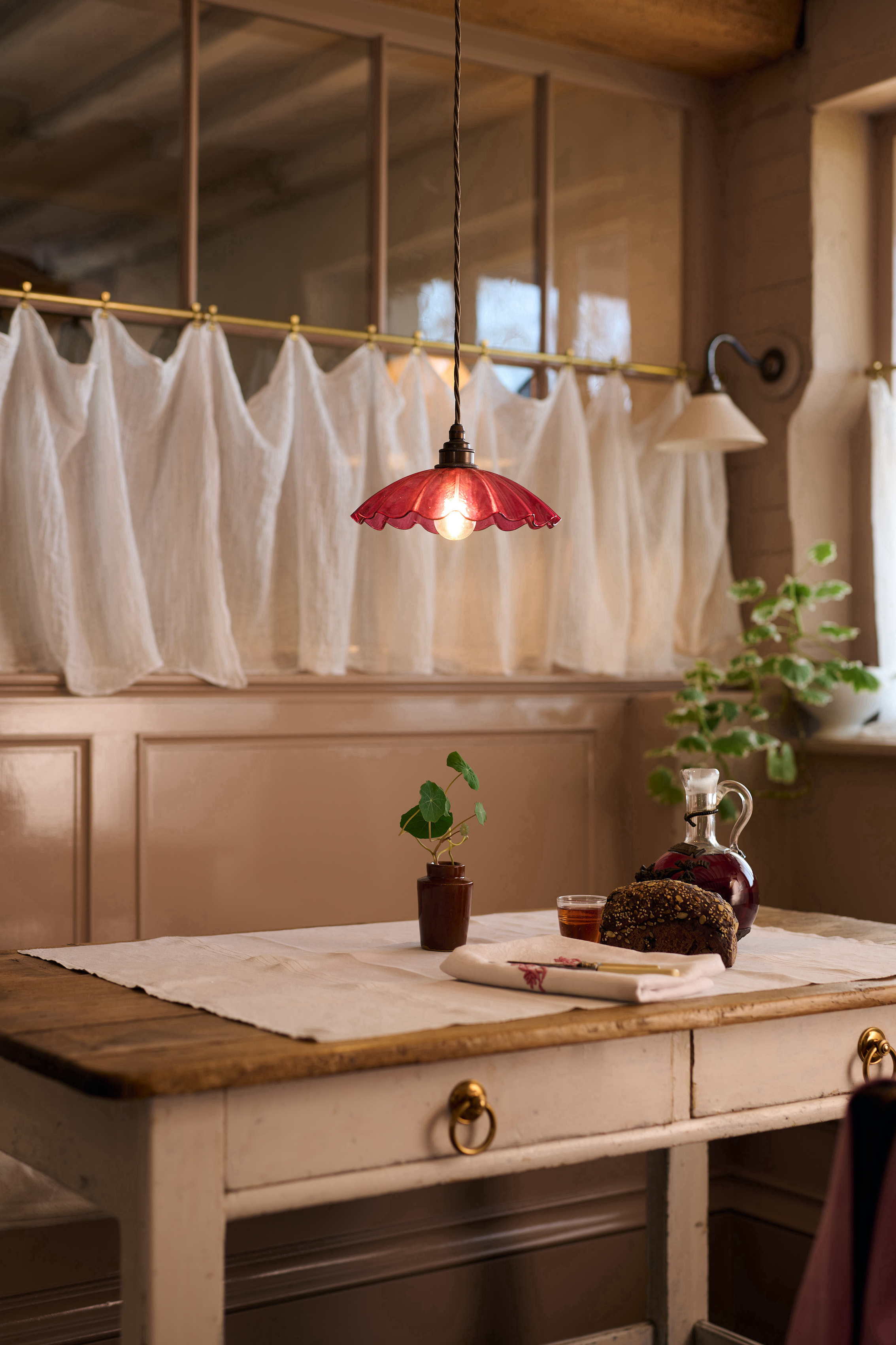 Island Lights Emak Gold Pendant Light Fixtures, 7 Inch Globe With Milk Glass Shade, 1-Light Hanging Lights For Kitchen Island, Bathroom, Dining Room Pendant Lights