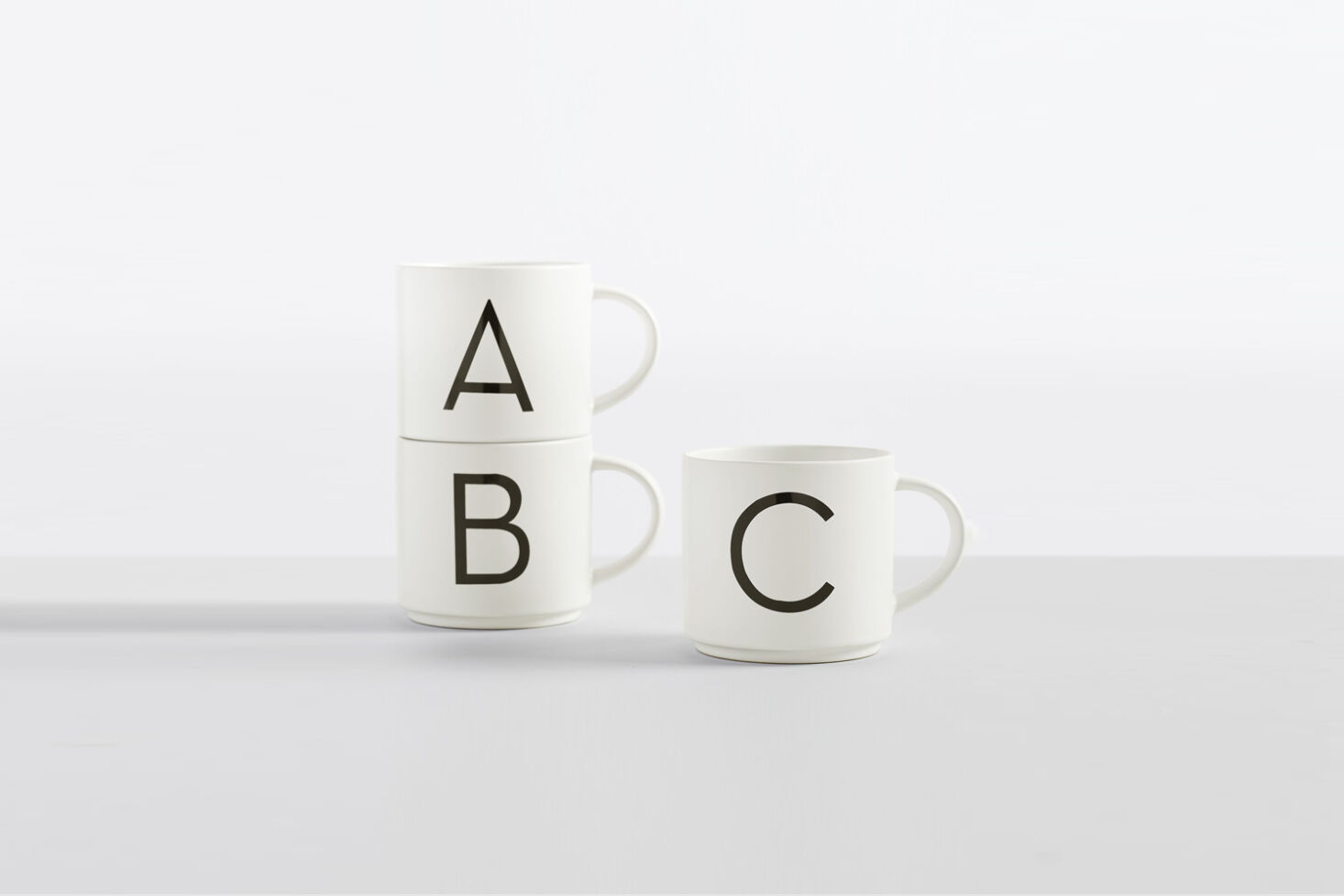 Modern Monogram Embroidered and Printed Monogramming: 10 Easy Pieces