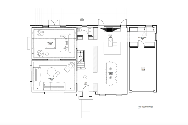 fowlkes studio introduced a more organic flow between the rooms. \2\20;t 34