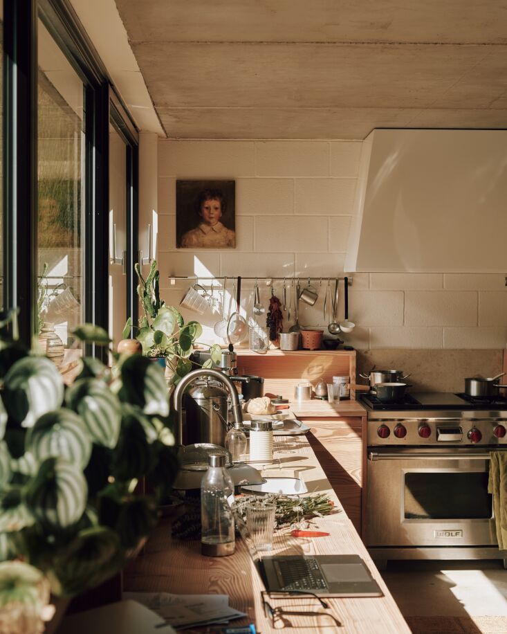 russell and john finished the douglas fir with osmo\2\17;s white oil–& 27