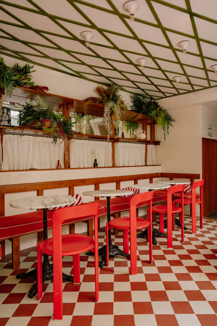 the breakfast bar—which doubles as a coworking space—features checkerboard 19