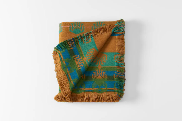 the thick, hand loomed merino wool tobacco platte throw blanket from designer r 24