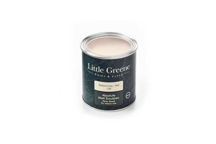 the cloud colored walls are done in little greene’s slaked lime. 19