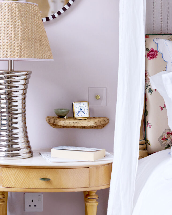 matilda paired her pale purple bedroom walls with a mg&co. cane lampshade w 31