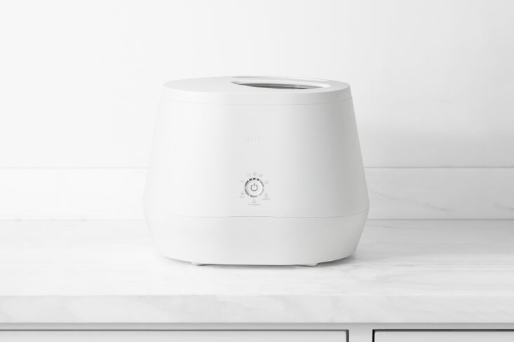 lomi\2 food recycler has a small to mid sized capacity (5 liters) but composts  19