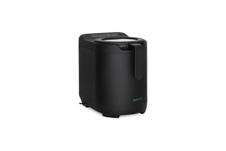 the luma electric kitchen composter with a \2.5 liter capacity reduces waste in 25