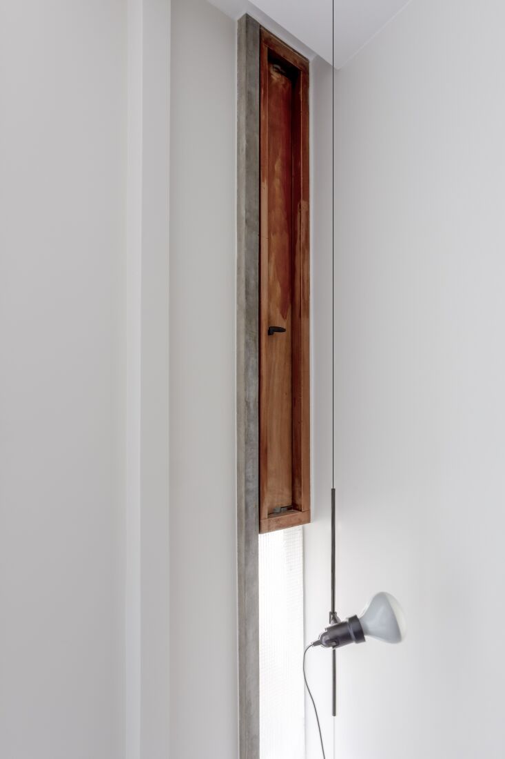 &#8\2\20;this detail is from le corbusier, integrated into the pan de verre 29