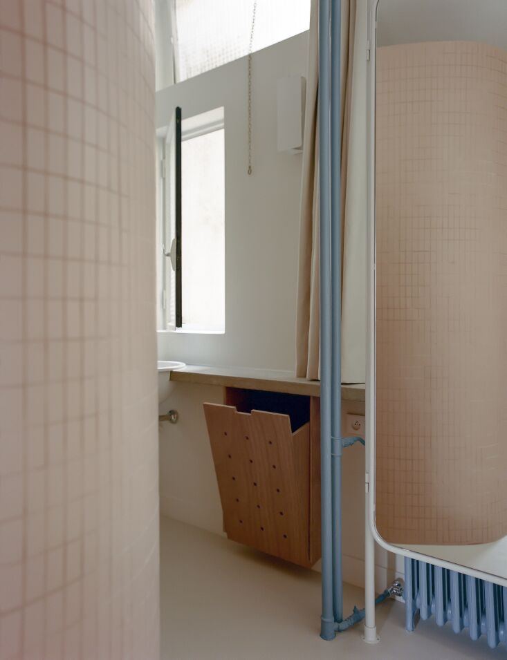 the laundry basket was created by rreel with atelier fr/fr based on a discovery 26