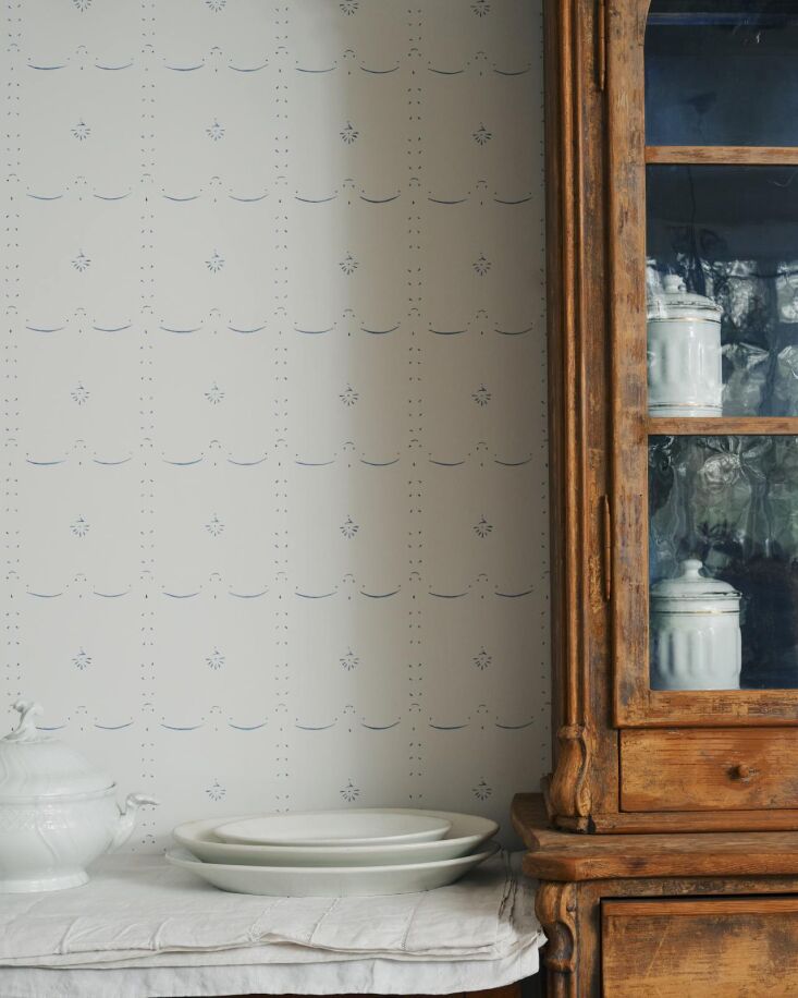 delft without the tiling? this is devol\2\17;s ditsy delft wallpaper, \$ 18