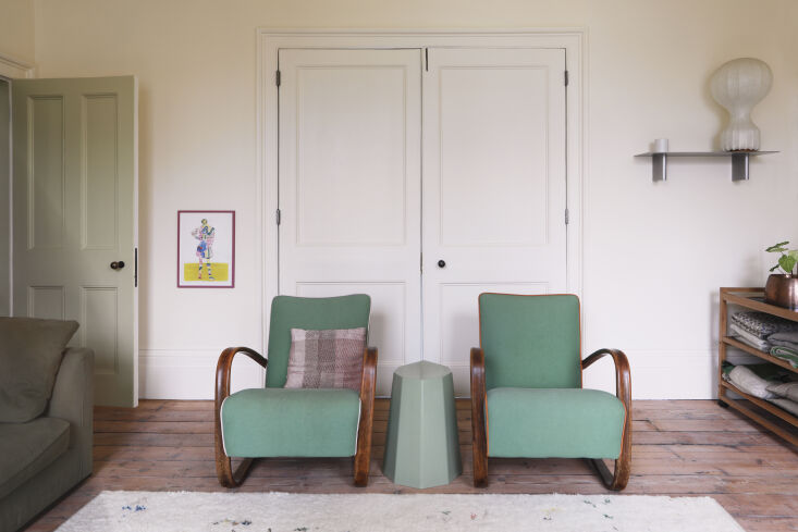 &#8\2\20;i had re upholstered a pair of jindrich halabala chairs many years 37