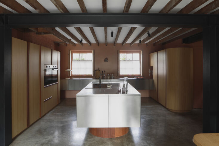 &#8\2\20;i like that &#8\2\16;non kitchen kitchen&#8\2\17; look, as 19