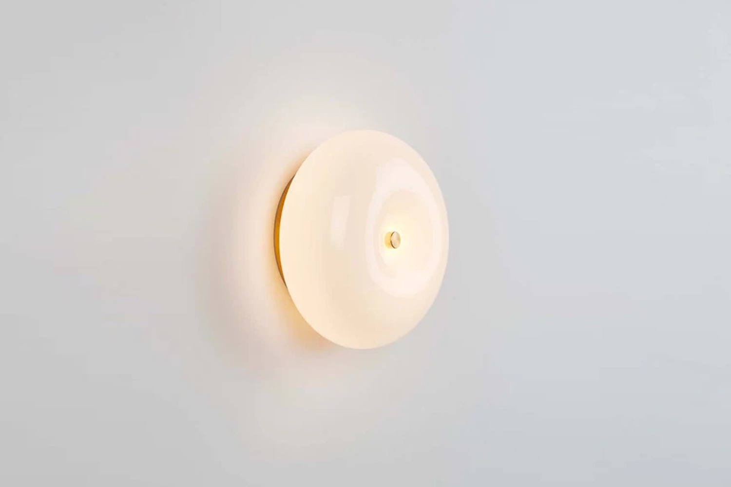 the roll & hill pillow sconce 0\1 is designed to be as soft as a cushion, m 22
