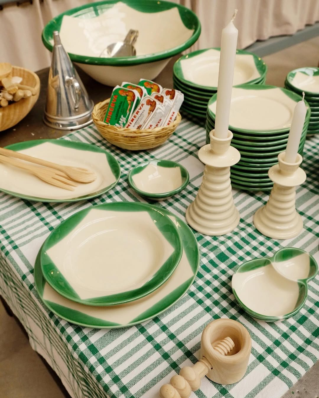 dipped rim ceramic tableware is handcrafted in the leiria region. the full coll 22