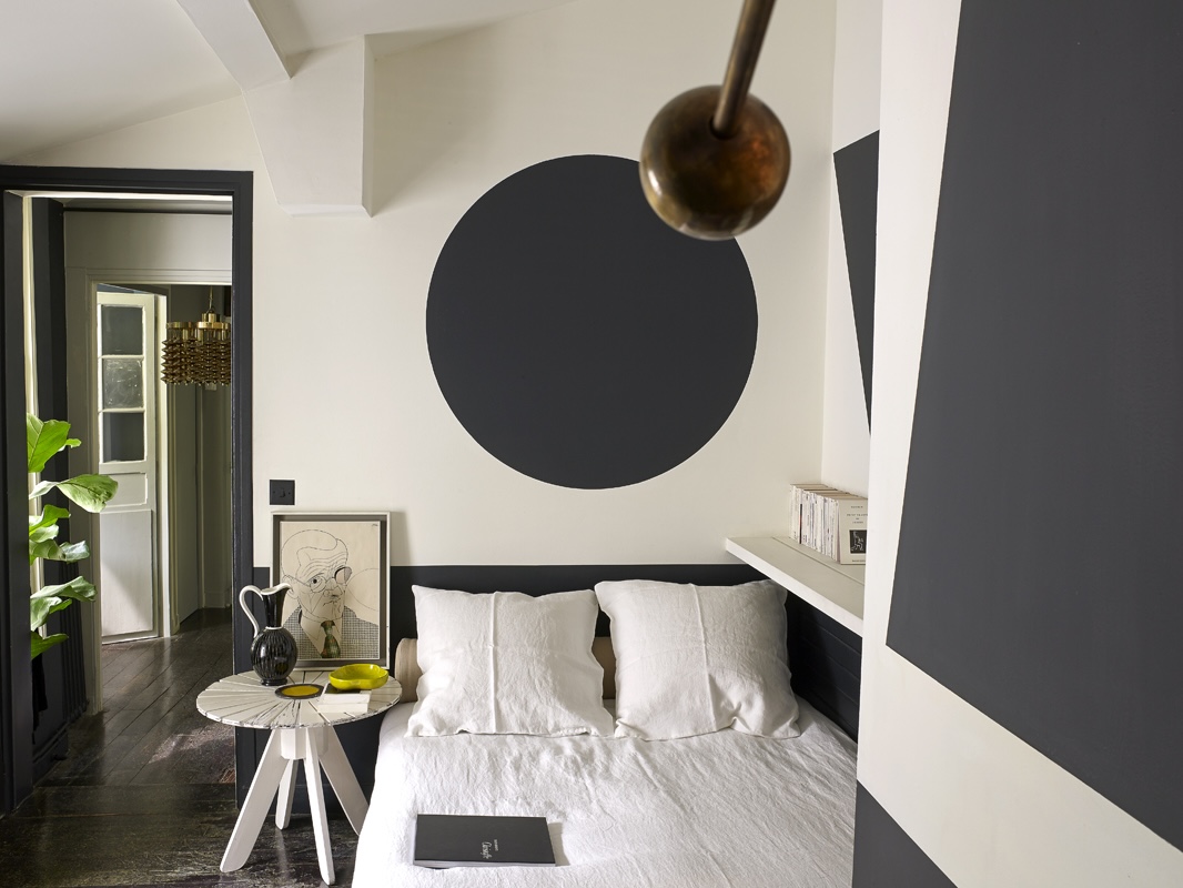 a black and white bedroom by paris interior designer and antiques dealer floren 21