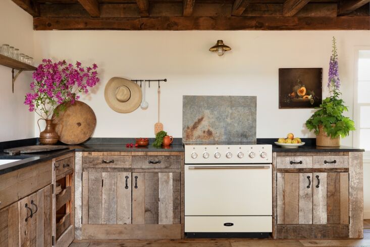 the barn has its own custom built kitchen. 39