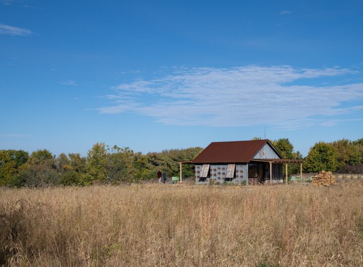 the farm is situated in the tallgrass prairie region of eastern kansas. the cot 17