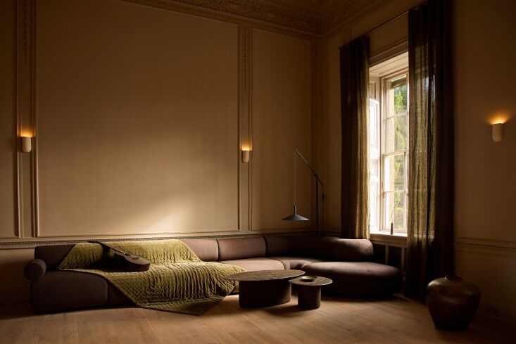 the aesthetics of light. in this serene corner, bespoke nesting tables were mad 21
