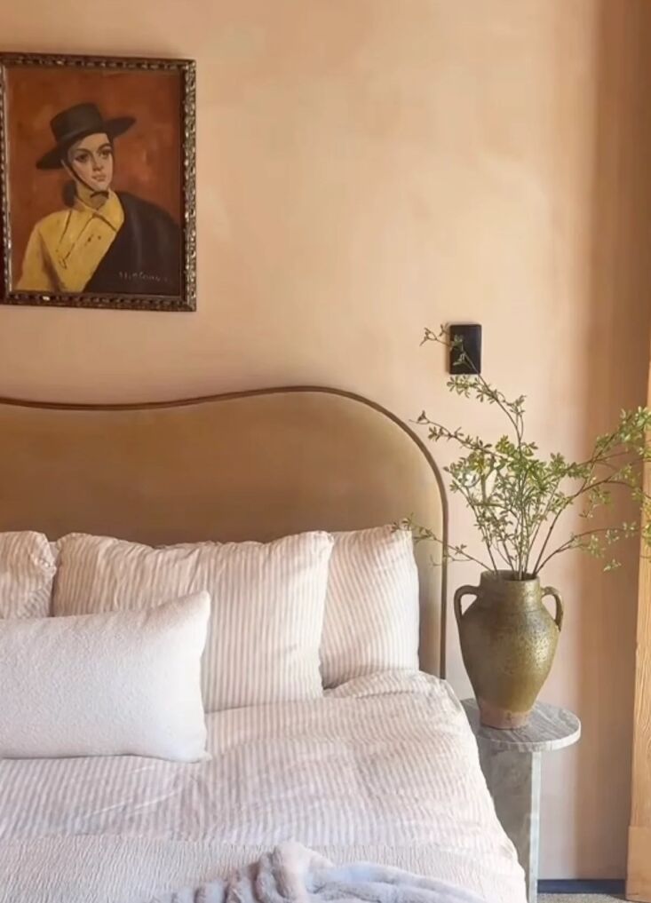 color atelier&#8\2\17;s subtly textured limewash paint in the soft peach ca 18