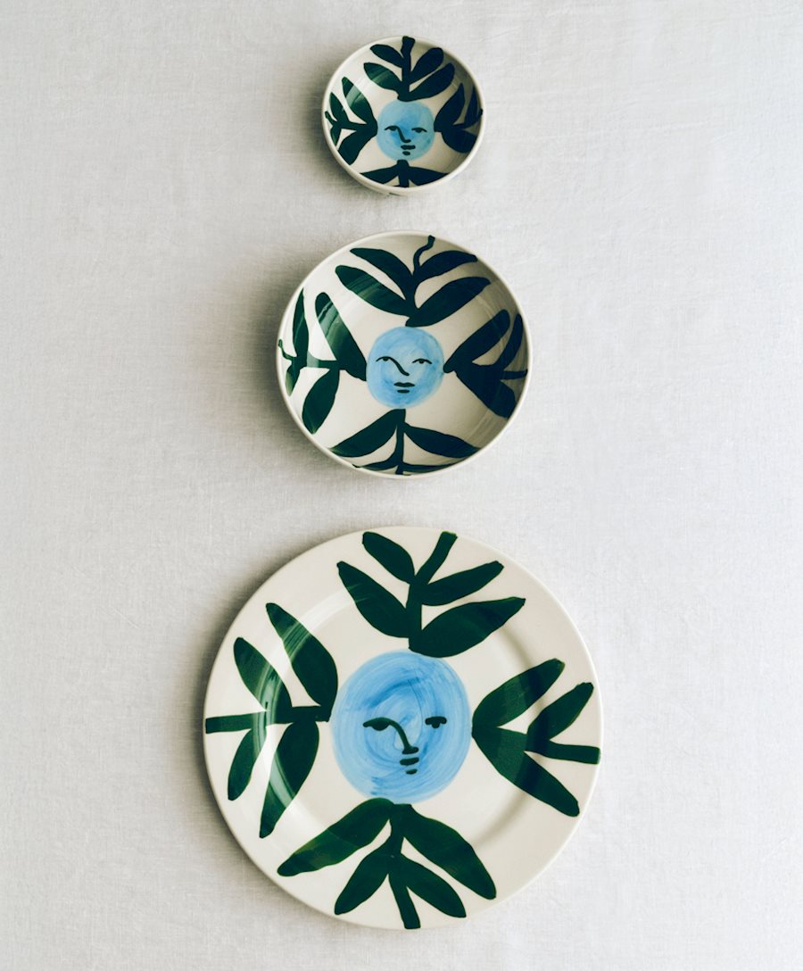 moon face vine bowls and plate, \$\29 \$59. made of stoneware, all of the piece 21