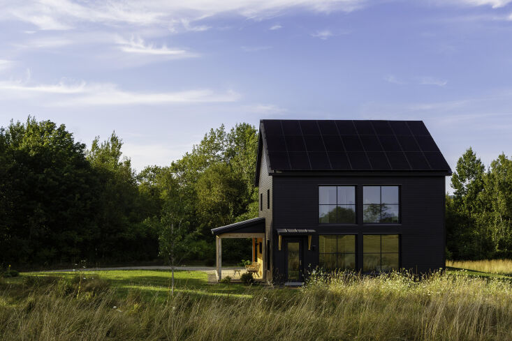 go logic passive house in hope, maine, photo by sarah szwajkos 20