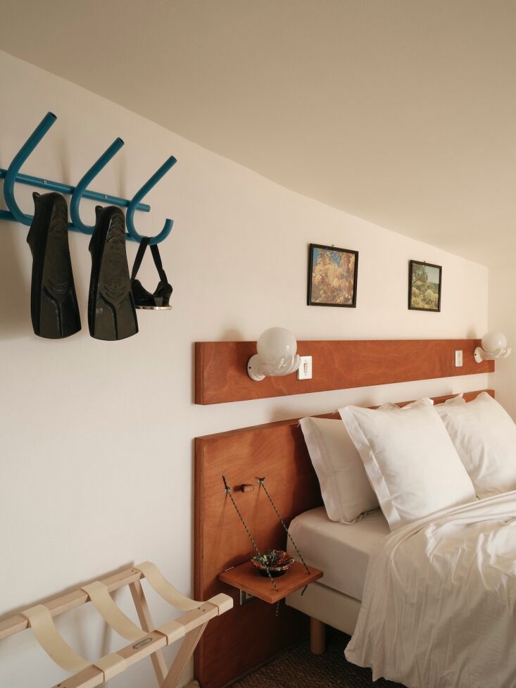 the nightstands in another guest room. all you need to give it a try: a plank o 18