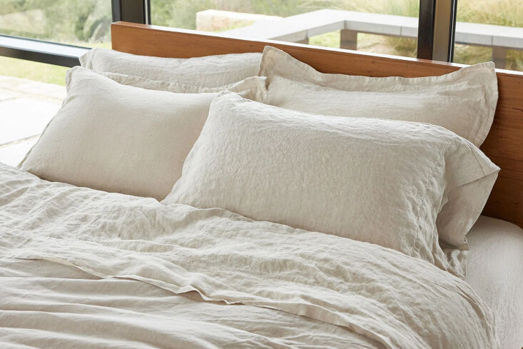 a longtime remodelista favorite, coyuchi makes an organic relaxed linen sheet s 24