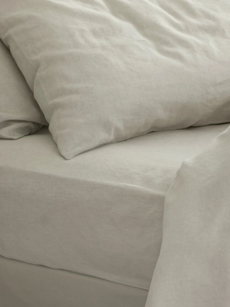 a brand on our radar as of late, piglet in bed makes a wide range of linen shee 19