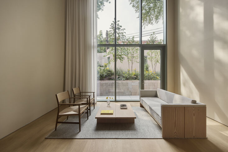 open now in brooklyn: the dinesen apartment by danish architect david thulstrup 17