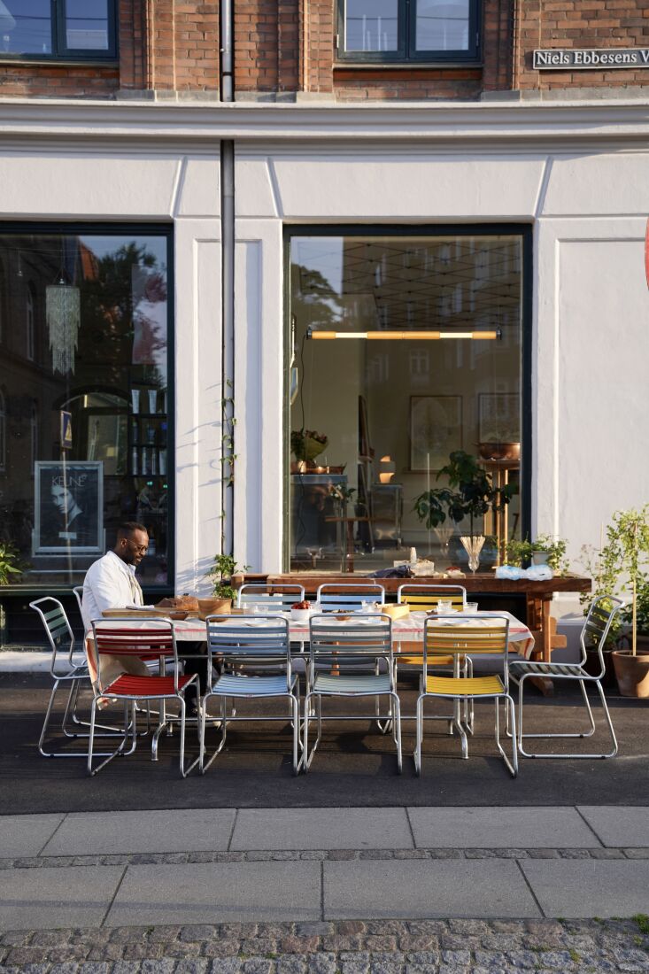 a photo from the silke bonde atelier & Établi summer opening gathering. ne 17