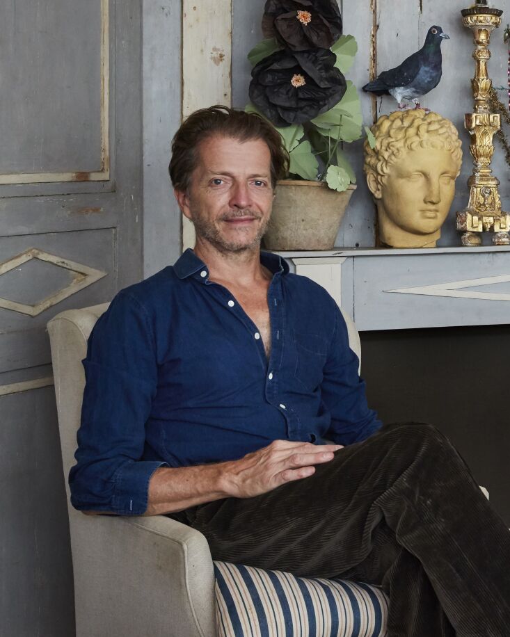 photograph by stephen kent johnson. 28