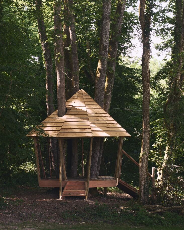 among the many family focused accommodations, repère sauvage has built a 40 me 30