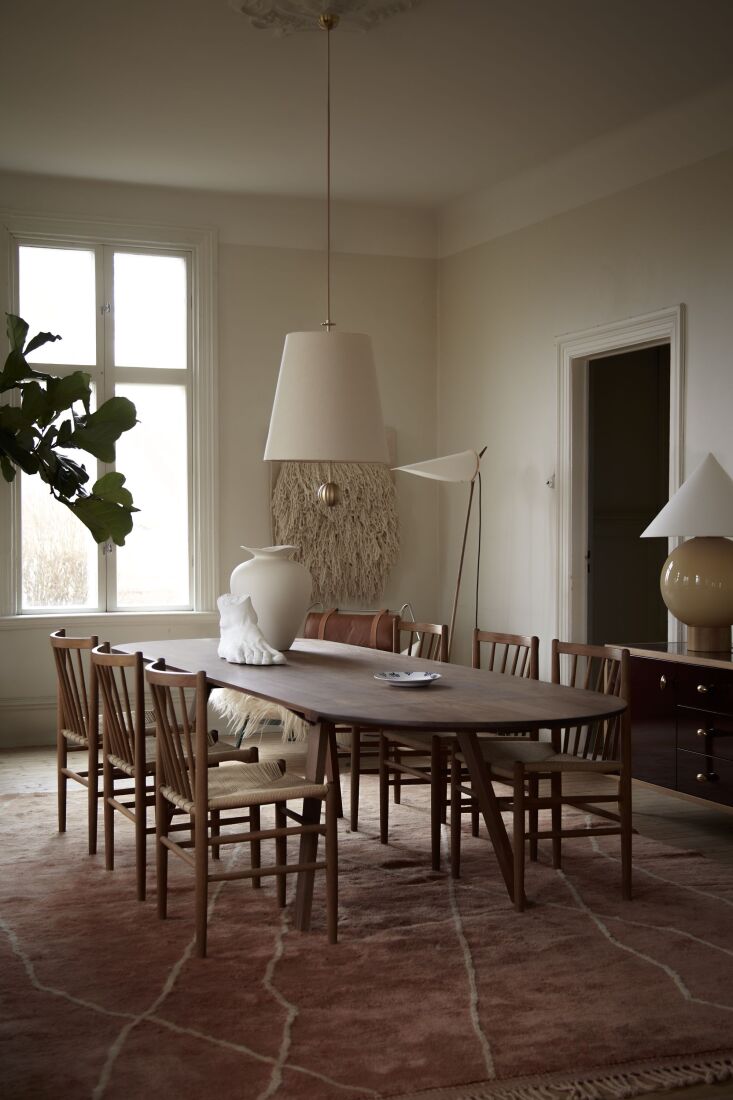 in a second dining room, the de la espada together extending table in walnut ou 26