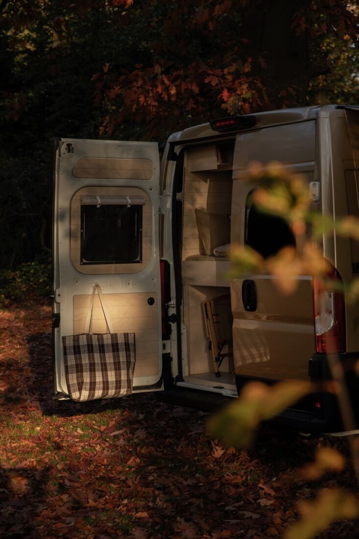 back windows are shaded with camper en co\2\17;s signature leather snap 18