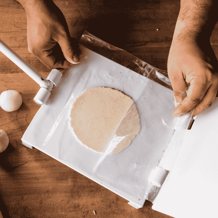 \2\20;i recently began making my own tortillas at home, tinting the mas 34