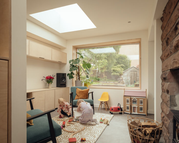 the couple can watch their daughters play while they\2\17;re in the kitc 26