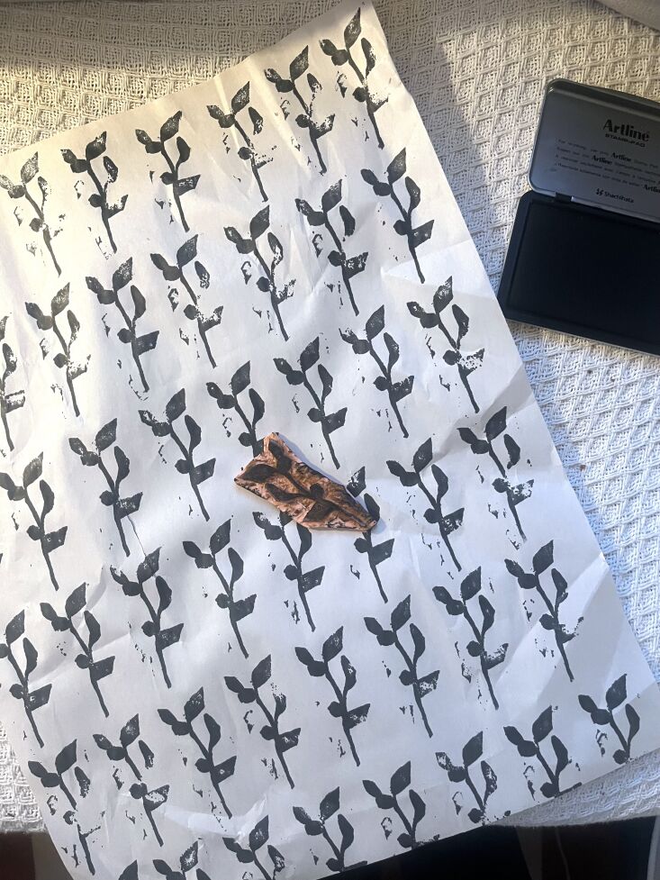 \2\20;lately i\2\17;ve been into carving my own linocut style sta 29