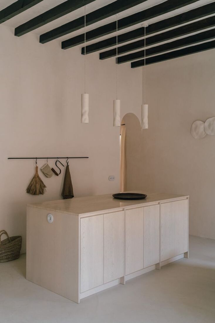 can a sol in palma de mallorca\2\17;s old town is a three bedroom, three 21