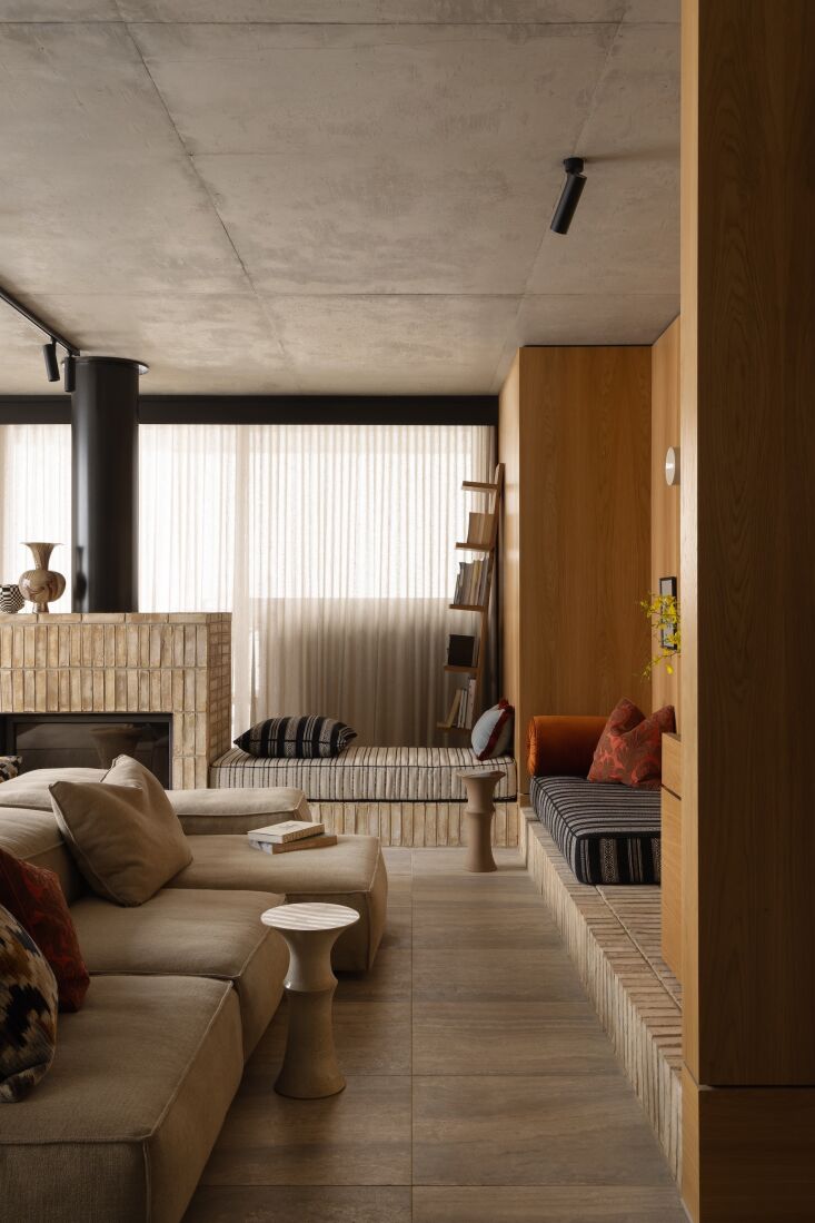 brem describes his work on the house as \2\20;layering materials, joiner 19