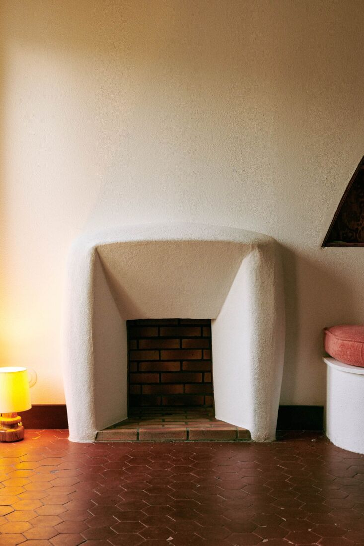 the architects\2\17; mason hand sculpted the plaster fireplace surround. 19