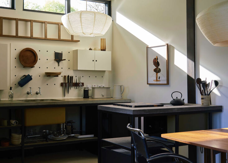 from an old school kitchen to a stylish, self contained \25 square meter annex, 17