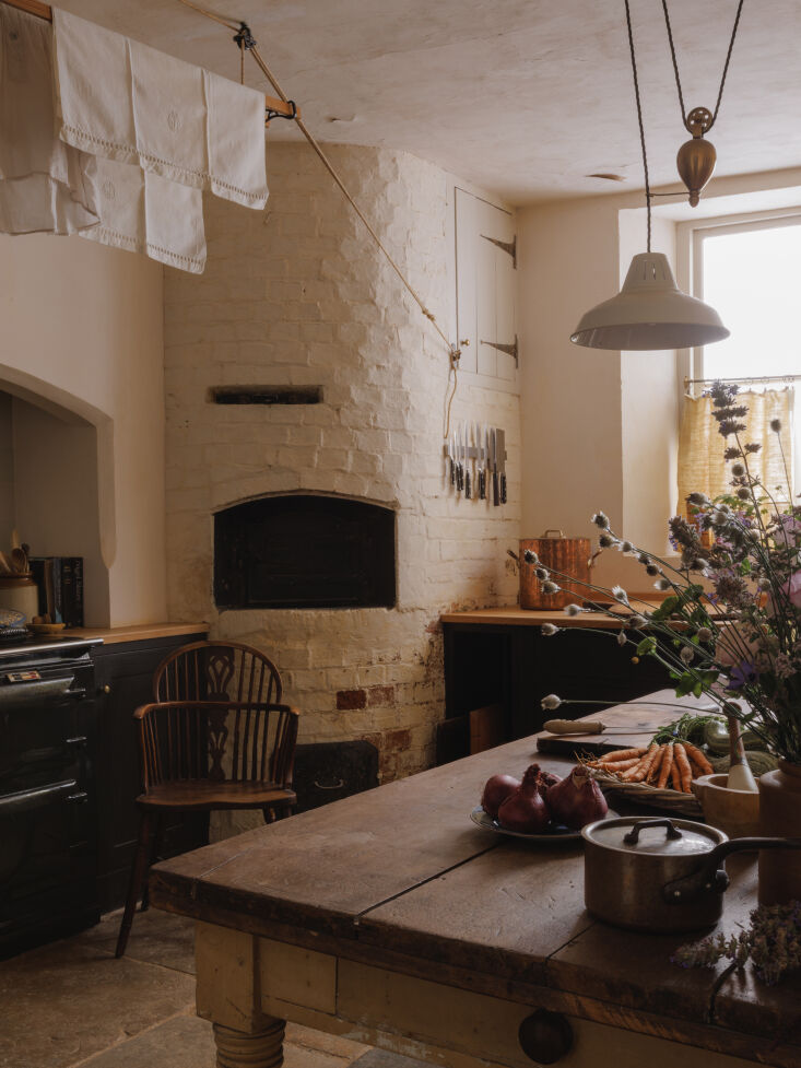 \2\20;the vision we had for the room was unusually clear,\2\2\1;  18