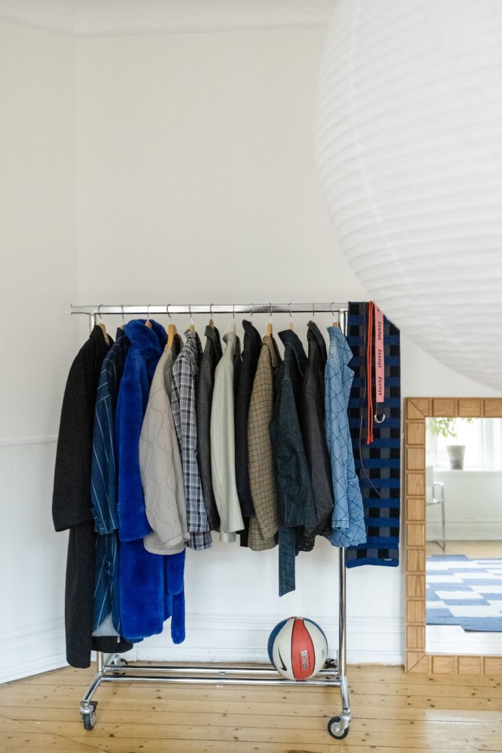 find a similar chrome commercial folding garment rack at the container store— 30