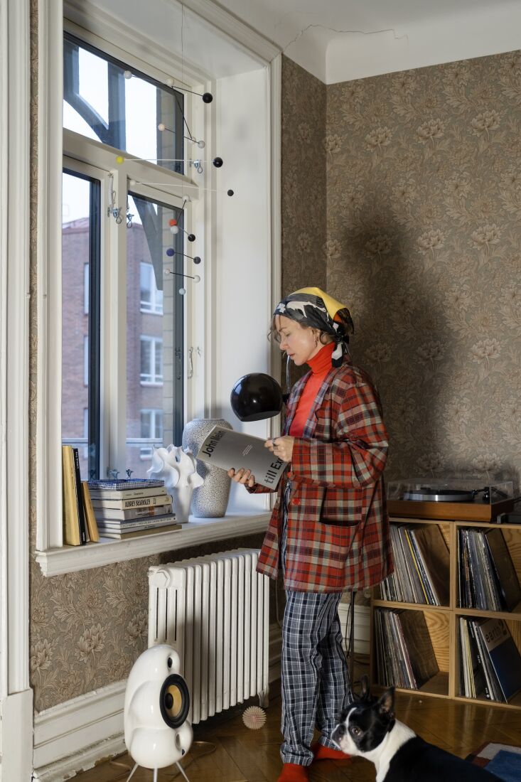 a self portrait by elisabeth with her beloved boston terrier, ulla. she and den 20