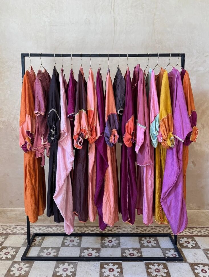 a glimpse of supernaturae\2\17;s by appointment showroom in merida: lux 23
