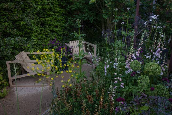 first, a favorite from this year\2\17;s chelsea garden show: a lush gard 17