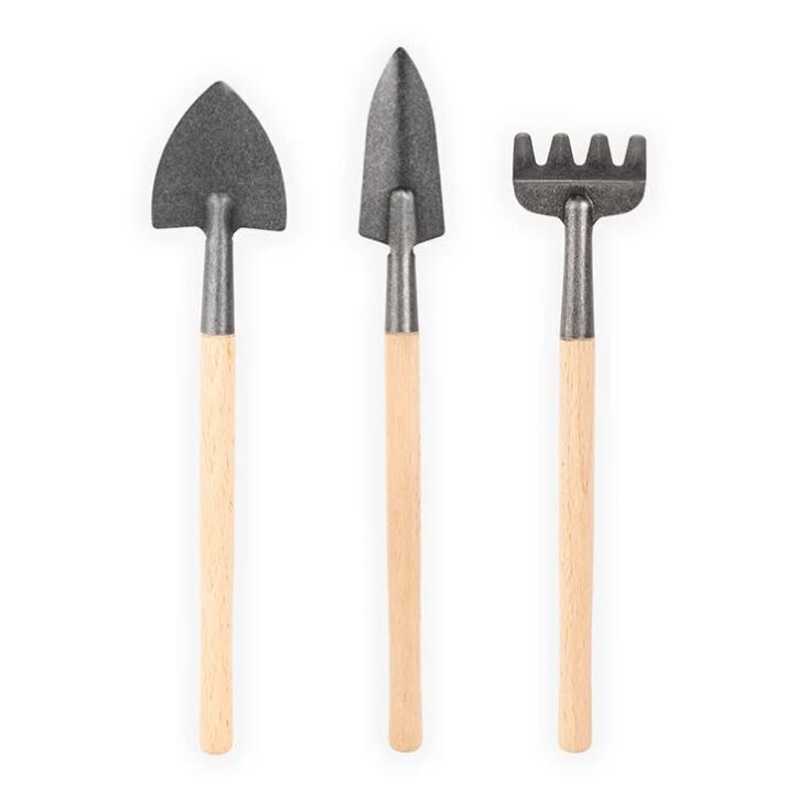 the beechwood handled mini garden tool set, \$\13.75, from kikkerland is design 18
