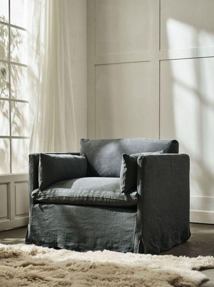 \2\20;we been long fielding requests for a \2\16;big, soft chair& 30